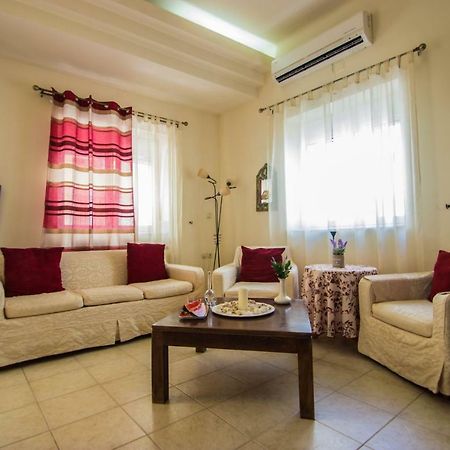 Elizabeth'S Place Heraklion Exteriör bild